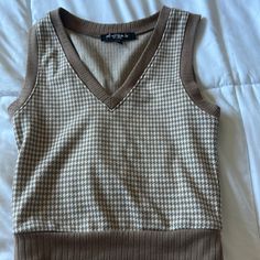 Sweater Vest, Xs, Smoke Free Home, Never Worn Before. Is Cute And Stylish!! Home Color, Sweater Vest, Urban Outfitters, Outfit Inspo, Plus Fashion, Women Shopping, Fashion Trends, Fashion Tips, Clothes Design