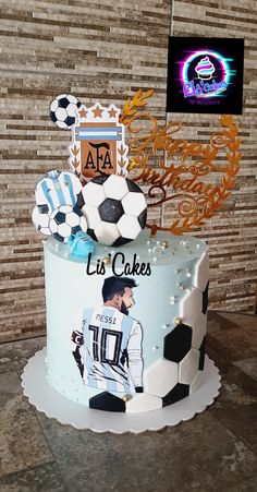 https://www.facebook.com/Lis-cakes-105690624633080/ Argentina Cake Design, Lionel Messi Cake Ideas, Argentina Soccer Birthday Cake, Messi Bday Cake, Messi Birthday Cake Argentina, Messi Soccer Birthday Party, Soccer Birthday Cakes Messi