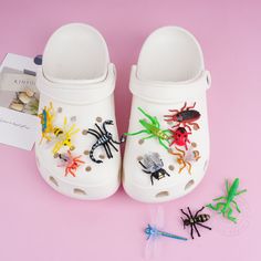 Unique Insects Animals Shoe Charms Include: 12pcs Shoe Charm ✿This shoe charm is made of resin material. Each shoe decoration is carefully made of high-quality materials, and the shoe decoration buttons are tightly fixed to the bottom, ensuring safety and durability and not easy to fall off and deform. You can DIY your crocs through our shoe accessories, making your shoes unique and showing off their unique charm. ✿The shoe accessories in our store are available in different colors and combinati Unique Insects, Animal Shoes, Shoe Decoration, Accessories Making, Shoes Unique, Unique Gifts For Him, Decorated Shoes, Charm Set, Shoe Charms