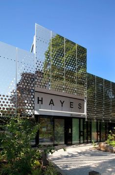 the front entrance to hayes, an art gallery