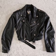 Cute 80s Outfits, Goth Jacket, 80s Outfits, 80s Outfit, 80s Vintage, Dark Fashion, Moto Jacket, Leather Jackets