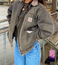 Carhartt Women's Loose Fit Washed Duck Sherpa Lined Jacket Thrift Inspo, Looks Country, Skandinavian Fashion, Fall 24, Cowgirl Outfits, 가을 패션