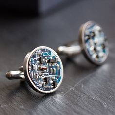 "These sharp and modern cufflinks, made of stainless steel and circuit board piece, will become an impressive addition to your look. It will win the Christmas as a perfect unique gift for a techie geek in your life! The cufflinks are 6/8\" (18 mm) in diameter. They are made of real circuit boards from old computers and so far we offer 8 colors: - blue - dark blue - red - green - purple - black/ brown - yellow / olive green - orange You will receive one similar to those you see on pictures, but n Groomsmen Cufflinks, Computer Geek, Geek Fashion, Old Computers, Dapper Men, Etsy Wedding, Suit Up, Gift For Husband, Circuit Board