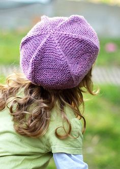 at Makerist Knit Beret Free Pattern, Stitch Hat, Beanie Hat Pattern, Hat Knitting Pattern, Knitting Patterns Free Hats, Wooly Hats, Knitted Beret, Hat Knitting, Childrens Hats