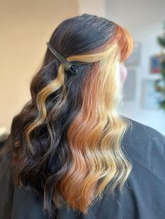 A blonde halo was added to the hair, before adding alternate copper and blonde pieces. Copper And Blonde, Blonde Halo, Calico Hair, Dyed Hair, Halo, Hair Color, Blonde, Copper, Hair