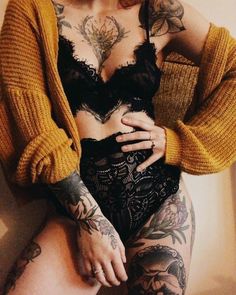 Mong Kok, Body Lingerie, Girl Tattoos, Look Fashion, Passion For Fashion, Hong Kong, Style Me, Fashion Beauty