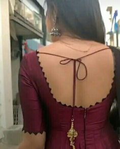 Neck For Suits Indian, Back Neck Ideas For Kurti, Back Chudidar Design, Churidhar Back Neck Designs Neckline, Back Neck Chudidar Designs, Salwar Suit Hand Design, Back Neck Design For Suits Indian, Churidar Hand Designs Latest, Chudidar Back Design