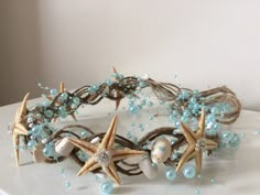 "Please do not buy it ,if you need it before a week.Shipping takes a week to US and 3 days to EU AFTER PROCESSING TIME.Some items are ready to ship.ı will send them the day after. This crown is a necessity for any beach trip, beach wedding, or mermaid enthusiast! These lovely tiaras are dainty and unfussy, so don't limit them to the festival circuit. Designed with weddings in mind, the pearl-and-seastar-embellished circlets are practically made for unique and gorgeous photos. This sweet and pret Little Mermaid Gifts, Siren Costume, Seashell Headband, Mermaid Bachelorette, Seashell Crown, Blue Cosplay, Mermaid Halloween Costumes, Mermaid Cosplay, Mermaid Accessories