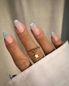 Light Blue Nail Designs, Blue Glitter Nails, Light Blue Nails, Baby Blue Nails, Summery Nails, Girly Acrylic Nails, Almond Nails Designs