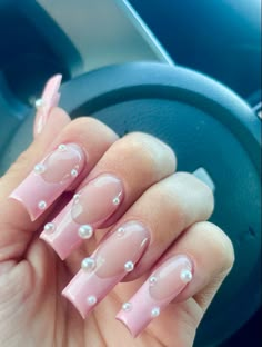 Purple French Tip With Pearls, Pink French Nails With Pearls, Pink French Tips With Pearls, Pink And White Pearl Nails, Light Pink Nails With Pearls, Pink French Tip With Gems, Short Nails With Pearls, Pink And Pearl Nails, Pearl Charm Nails