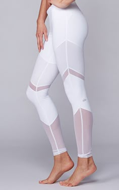 : Fitness Queen, Basketball Nike, High Waist Sports Leggings, Estilo Fitness, Fitness Outfits, Workout Attire, Kitenge, White Leggings, Nike Football