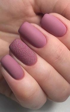 Unghie Sfumate, French Pedicure, Chic Nail Art, Nagellack Trends, Short Gel Nails, Pink Nail, Short Nail Designs, Chic Nails