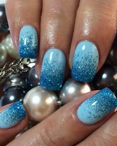 Latest Glitter Nail Designs - Pretty Designs Glittery Nail Designs, Fun Blue Nails, Dotted Nail Art, Glittery Nail, Sparkle Nail Designs, Black Nails With Glitter, Glittery Nails