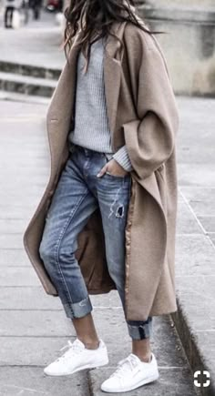 Long Outerwear, Mode Mantel, Casual Weekend Outfit, Outwear Women, Neue Outfits, Winter Mode, Trendy Street Style, Looks Street Style