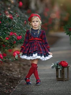 Vintage Girls Clothes, Christmas Dress Baby, Classic Photography, Childrens Dress, Shooting Photo, Girls Party Dress