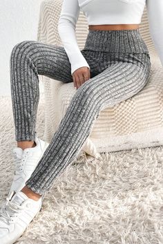 Experience the ultimate comfort and style in our Black Wide Waistband Ribbed Textured Knit Leggings! Designed with a high waist for a flattering, skinny fit, they're easy to slip on and provide a comfortable, elastic fit. The ribbed knit fabric adds texture and fashion-forward appeal, making them a favorite among all ages. Take your wardrobe to the next level with these must-have leggings! Shop now! Material: 95% Polyester, 5% Elastane Designer Leggings, Textured Leggings, Clothes Winter, Legging Sport, Legging Pants, Stretchy Leggings, Ribbed Leggings, Knit Leggings, Leggings Casual