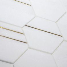 Inlay Brass Gold Hexagon Thassos Tile-Mineral Tiles Gold Tile Backsplash, Gold Mosaic Tile, Tile For Kitchen Backsplash, Bronze Tiles, Bar Tile, Backsplash Bathroom Wall, Hexagon Tile Floor, Tile For Kitchen, Dallas House