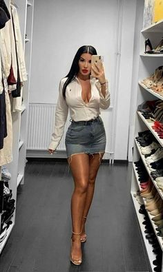 Ayra Starr, Rok Mini, Micro Mini Skirt, Micro Mini, Fashion Fits, Skirt Outfits, Look Fashion, Classy Outfits, Chic Outfits