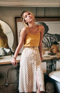 Minimal Stil, Chique Outfit, Summer Jam, Midi Skirt Outfit, Bohemian Style Clothing, Stil Boho, Dresses Boho, Chic Shirts, Paris Mode