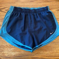 Never Worn Nike Blue Athletic Shorts With Built-in Shorts, Blue Nike Athletic Shorts, Nike Blue Athletic Shorts, Nike Blue Workout Shorts, Shorts Nike, Navy Shorts, Nike Blue, Shorts Athletic, Nike Shorts