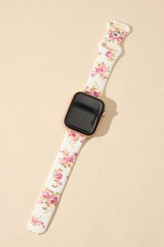 This silicone smart watch band is the perfect way to elevate your everyday accessory game. The floral detailing helps elevate this piece to match perfectly with any outfit. Preppy Watch Bands, Smart Watch Bands, Cute Apple Watch Bands, Xmas 2024, Preppy Jewelry, Christmas Board, Affordable Fashion Women, Cream Roses, Watches Women Fashion