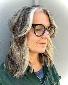 Opt for a layered bob if you're over 60-years-old and looking to cut down on styling time while rocking a new hairdo! Shaggy Haircut With Bangs, Shaggy Haircuts With Bangs, Hairstyles 60s, Shades Of Grey Hair, Layered Bob Haircuts For Women, Morning Hair Routine, Long Shaggy Bob, Gray Hair Ideas, 60s Hairstyles