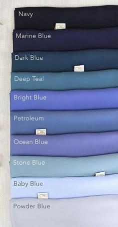 the colors of marine blue, deep blue, deep purple, and white sheets are arranged in rows