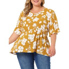 This floral-printed blouse offers a romantic look with its V neckline, bringing fashion to feminine chic. Peasant-inspired in these flowy ruffle-sleeve babydoll blouses that keep you soft and cool in a lightweight feeling. The soft printed blouses make you feel lightweight and comfortable to wear in your casual time. Wearing this soft cotton summer floral tiered blouse and chatting with your friends with a cup of coffee in this romantic city to enjoy your casual time. Showing a more feminine cha Tiered Blouse, Short Sleeve Tunic Tops, Babydoll Blouse, Romantic City, Feminine Chic, Yellow Outfit, Plus Size Summer, Women Tunic Tops, Cotton Blouse