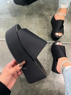 Stylish Shoes Heels, Filipino Fashion, Fashion Shoes Sandals, Shoes Outfit Fashion, Fashion Slippers