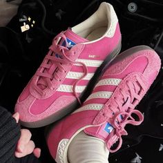 Pink Sambas, Pink Adidas Gazelle, Pink Gazelle, Pink Shoes Outfit, Adidas Gazelle Pink, Shoe Ideas