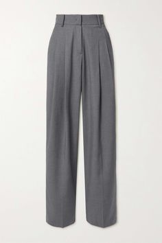 Shop THE FRANKIE SHOP Gelso pleated TENCEL-blend straight-leg pants, Explore the latest THE FRANKIE SHOP women's collection today on NET A PORTER Fashion Kpop, Grey Slacks, The Frankie Shop, Frankie Shop, Grey Trousers, Fall Capsule Wardrobe, Airport Fashion, Grey Pants, Fashion Editor