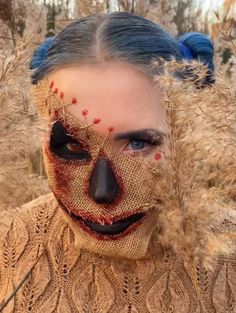 27 Scary Scarecrow Makeup Ideas for a Terrifying Halloween Look Scary Scarecrow Makeup, Scarecrow Makeup Ideas, Pale Foundation, Scary Halloween Makeup, Scary Scarecrow, Black Face Paint, Scarecrow Makeup, Terrifying Halloween, White Face Paint