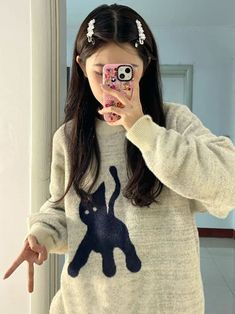 Harajuku style sweatshirt in apricot with black cat illustration Japanese Street Style, Oversized Knitted Jumper, White And Black Cat, Sweater Streetwear, Long Sleeve Sweaters, Knitted Cat, Cat Themed Gifts, Harajuku Style, Loose Pullover