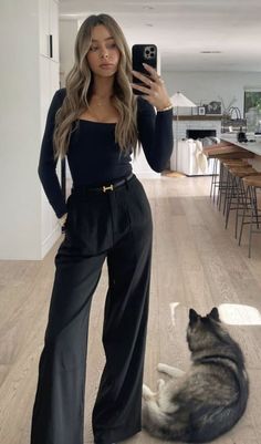 Tech Ceo Style, Bodysuit Business Casual, Press Event Outfit, Female Professional Outfits, Neutral Elegant Outfit, Business Casual Outfits For Women Summer Jeans, Marketing Outfits For Women Professional, Womens Business Professional Outfits, Professional Headshot Outfit