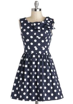 Cute polka dot dress $59.99 Vintage Short Dress, Retro Vintage Dresses, Polka Dress, Mod Dress, Up Girl, Polka Dot Dress, Look Chic, Dot Dress, A Dress