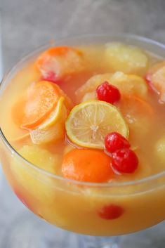 Pineapple Punch Recipe Alcoholic, Easy Yellow Punch Recipes, Sunshine Punch Recipe, Fruit Punch Recipe Kids, Frozen Punch Recipe Non Alcoholic, Orange And Pineapple Juice, Graduation Punch Recipes, Yellow Punch Recipe, Summer Punch Nonalcoholic