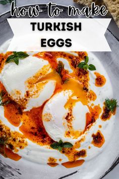 how to make turkish eggs on a plate