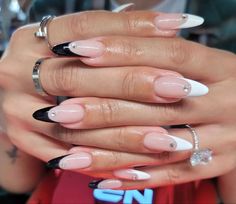 Heavenly Nails, Short Nails Art, Black French, Girls Nails, Minimalist Nails, Funky Nails