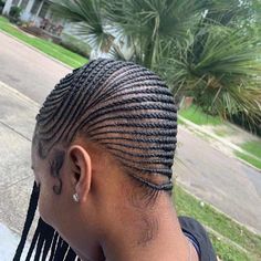 32 Lemonade Braids That Will Totally Inspire You Small Lemonade Braids Hairstyles Long, Long Lemonade Braids To The Side, Small Lemonade Braids Hairstyles, Red Lemonade Braids, Small Lemonade Braids, Baddie Braids, Easy Braid Styles, Vacation Hair