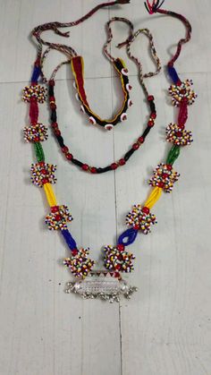 Fabric Choker Necklace, Necklace Video, Fabric Choker, Kutch Work Designs, Bead Embroidery Tutorial