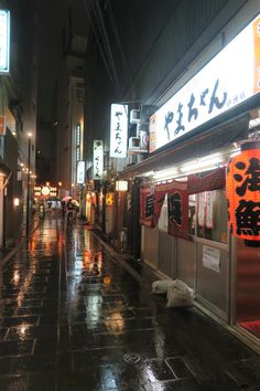 in the rain ,Fukuoka Tokyo Rain Aesthetic, Rainy Day Japan Aesthetic, Japan Back Streets, Dark Citycore Aesthetic Japan, Rainy Japanese Street, Asian Architecture