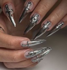 White And Chrome Nails, Chrome Halloween Nails, Metal Nails, Engagement Nails, Quotes Pink, Claw Nails