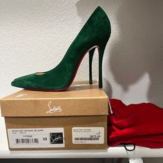 Great Condition ! Worn Once. Jungle Color (Emerald Green) Suede. Red Bottoms. So Eu 39 Us 8.5 (I Am An 8 In Heels But This Run A Bit Small) Comes With Dust Bags ! Originally Purchased From Just One Eye In La. (Top Of Box Is Broken But Can Send Box Anyway) Emerald Green Heels, Green Heels, Christian Louboutin Heels, Louboutin Heels, One Eye, Red Bottoms, Green Suede, Louboutin Shoes, Christian Louboutin Shoes