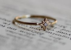 Dainty Diamond Ring, Diy Jewelry Projects, Zierlicher Ring, Diy Schmuck, Delicate Rings, North Star, Ruby Ring, Pretty Jewellery, Jewelry Projects