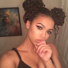 TEDDY BEAR BUNS Bun Bun, Space Buns, Messy Buns, Beauty Hair, Curly Girl, Natural Curls, Hair Bundles, About Hair, Curly Hair Styles Naturally