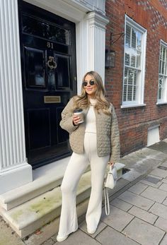 Chic Pregnancy Outfits, Pregnancy Fashion Winter, Florida Outfits, Winter Maternity