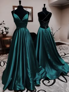 Junior Prom Dresses Tight, Homecoming Dresses Tight Long, Tight Prom Dress, 22th Birthday, Moh Dress, Prom Dress Inspo, Junior Prom, Stunning Prom Dresses, Vintage Prom