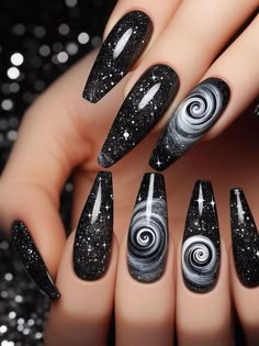 Night Sky Nail Designs, Celestial Nail Designs, Nail Galaxy, Night Sky Nails, Trippy Nails, Mystic Nails, Cosmic Nails, Black And White Nail, Black And White Nail Designs