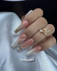 Elegant Fall Nail Designs, Nail Designs Natural, White Nails With Gold, Gold Acrylic Nails, Ombre Acrylic Nails, Glow Nails, Acrylic Nails Coffin Pink