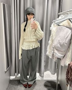 Comfy Korean Outfits, Sock Outfits, Cold Outfits, Dream Style, Eclectic Fashion, Minimalist Outfit